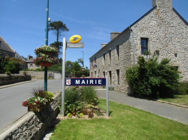 La mairie de Saint-Glen La mairie de Saint-Glen